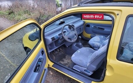 Renault Twingo II рестайлинг, 1996 год, 290 000 рублей, 8 фотография