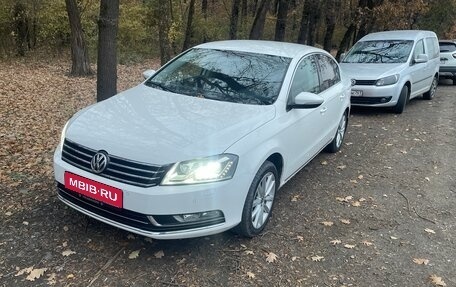 Volkswagen Passat B7, 2011 год, 1 550 000 рублей, 1 фотография