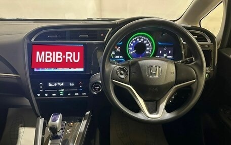 Honda Shuttle II, 2017 год, 1 350 000 рублей, 23 фотография