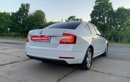 Skoda Octavia, 2018 год, 1 900 000 рублей, 4 фотография