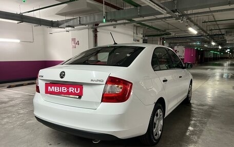 Skoda Rapid I, 2015 год, 950 000 рублей, 6 фотография