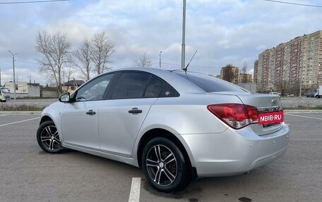 Chevrolet Cruze II, 2011 год, 800 000 рублей, 8 фотография