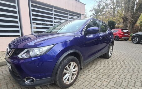 Nissan Qashqai, 2016 год, 1 695 000 рублей, 2 фотография