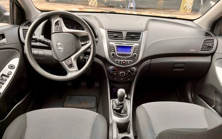 Hyundai Solaris II рестайлинг, 2014 год, 929 000 рублей, 6 фотография