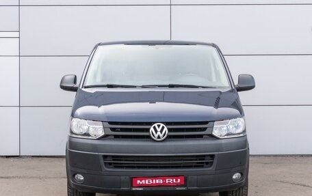 Volkswagen Transporter T5 рестайлинг, 2013 год, 2 990 000 рублей, 3 фотография