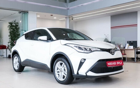 Toyota C-HR I рестайлинг, 2023 год, 4 290 000 рублей, 3 фотография