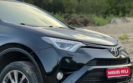 Toyota RAV4, 2017 год, 4 100 000 рублей, 3 фотография