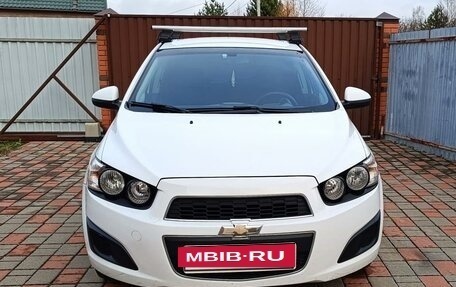 Chevrolet Aveo III, 2015 год, 945 000 рублей, 3 фотография