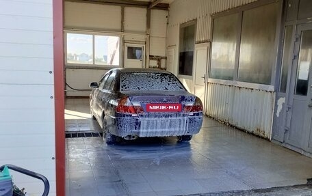 Mitsubishi Lancer VII, 1998 год, 210 000 рублей, 3 фотография