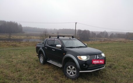 Mitsubishi L200 IV рестайлинг, 2007 год, 1 200 000 рублей, 2 фотография