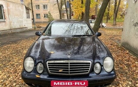 Mercedes-Benz CLK-Класс, 1998 год, 390 000 рублей, 6 фотография