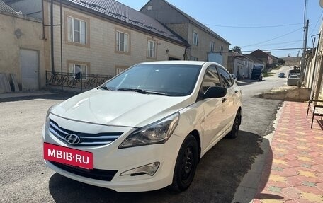 Hyundai Elantra VI рестайлинг, 2015 год, 620 000 рублей, 2 фотография