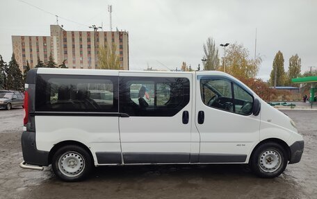 Renault Trafic, 2009 год, 1 330 000 рублей, 4 фотография