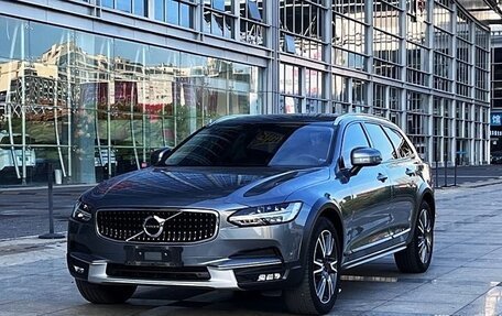 Volvo V90 Cross Country I рестайлинг, 2020 год, 3 855 000 рублей, 1 фотография