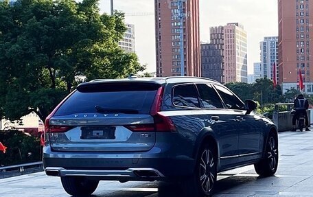 Volvo V90 Cross Country I рестайлинг, 2020 год, 3 855 000 рублей, 2 фотография