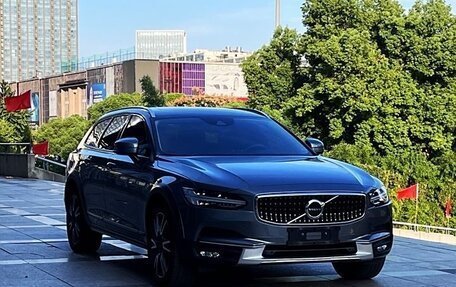 Volvo V90 Cross Country I рестайлинг, 2020 год, 3 855 000 рублей, 3 фотография