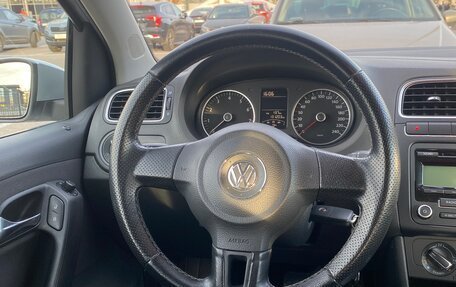 Volkswagen Polo VI (EU Market), 2010 год, 720 000 рублей, 9 фотография