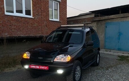 Chevrolet Niva I рестайлинг, 2004 год, 500 000 рублей, 7 фотография