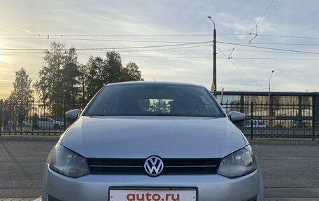 Volkswagen Polo VI (EU Market), 2010 год, 720 000 рублей, 2 фотография