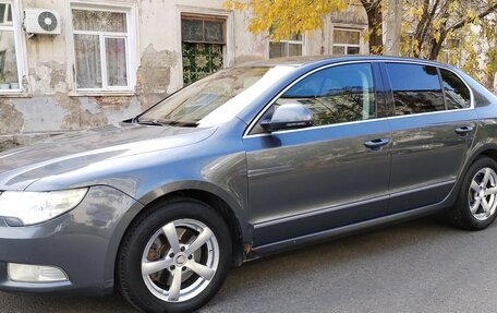 Skoda Superb III рестайлинг, 2008 год, 1 150 000 рублей, 5 фотография