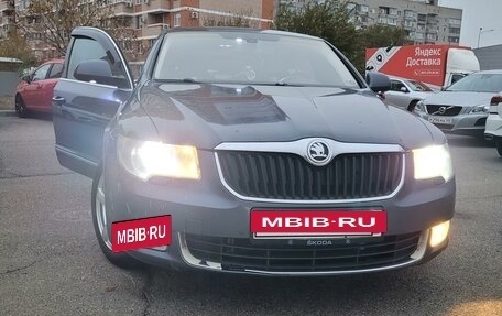 Skoda Superb III рестайлинг, 2008 год, 1 150 000 рублей, 20 фотография