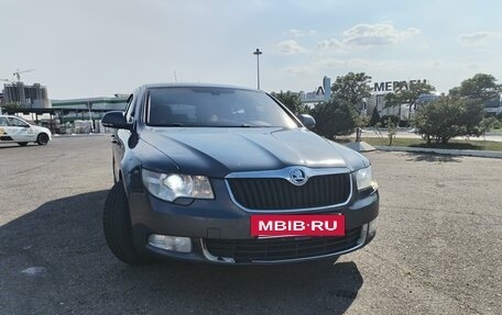 Skoda Superb III рестайлинг, 2008 год, 1 150 000 рублей, 23 фотография