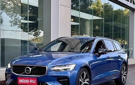 Volvo V60 II, 2020 год, 3 565 000 рублей, 1 фотография