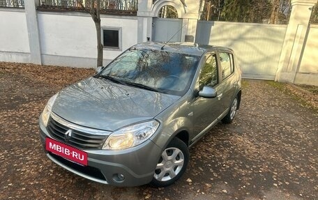 Renault Logan I, 2011 год, 785 000 рублей, 2 фотография