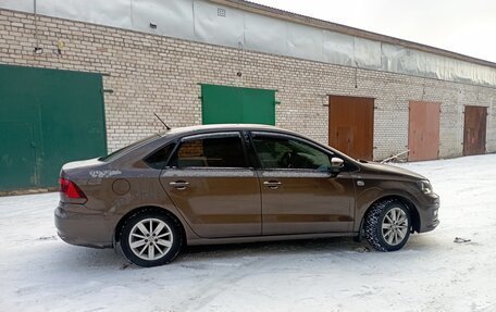 Volkswagen Polo VI (EU Market), 2015 год, 940 000 рублей, 4 фотография