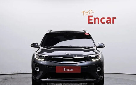 KIA Stonic, 2020 год, 1 180 000 рублей, 2 фотография