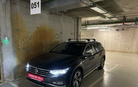 Volkswagen Passat B8 рестайлинг, 2022 год, 5 980 000 рублей, 2 фотография