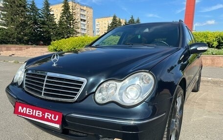 Mercedes-Benz C-Класс, 2002 год, 950 000 рублей, 2 фотография