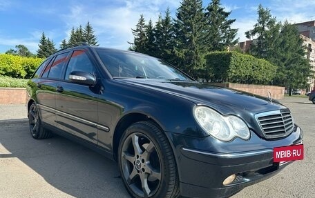 Mercedes-Benz C-Класс, 2002 год, 950 000 рублей, 8 фотография