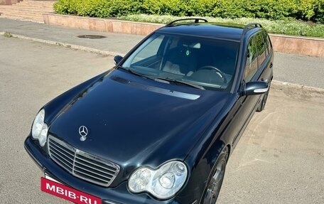 Mercedes-Benz C-Класс, 2002 год, 950 000 рублей, 3 фотография