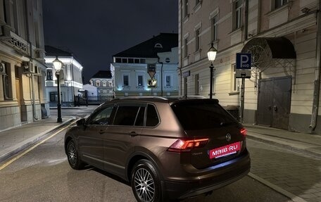 Volkswagen Tiguan II, 2017 год, 2 350 000 рублей, 3 фотография