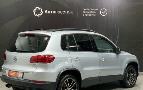 Volkswagen Tiguan I, 2016 год, 2 100 000 рублей, 6 фотография