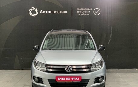 Volkswagen Tiguan I, 2016 год, 2 100 000 рублей, 2 фотография