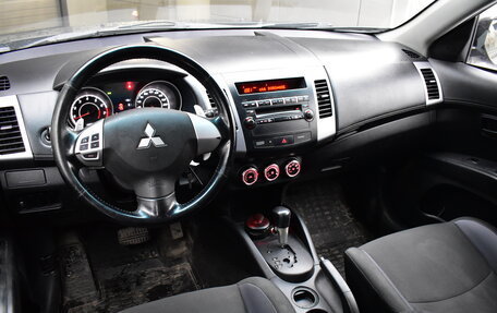 Mitsubishi Outlander III рестайлинг 3, 2009 год, 1 150 000 рублей, 6 фотография