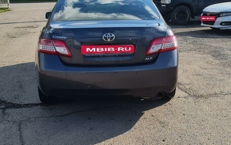 Toyota Camry, 2011 год, 1 350 000 рублей, 6 фотография