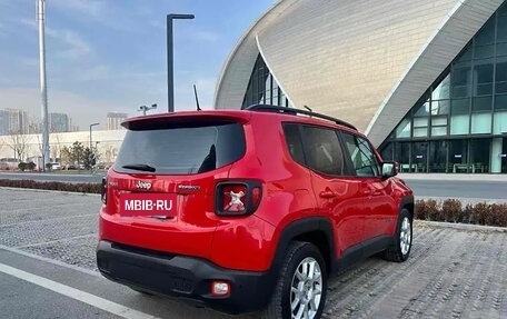 Jeep Renegade I рестайлинг, 2021 год, 1 410 000 рублей, 6 фотография