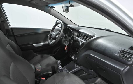 KIA Rio III рестайлинг, 2013 год, 700 000 рублей, 13 фотография