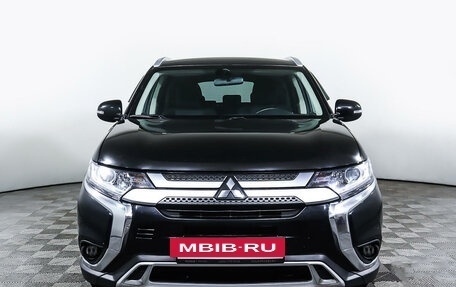 Mitsubishi Outlander III рестайлинг 3, 2021 год, 3 198 000 рублей, 2 фотография