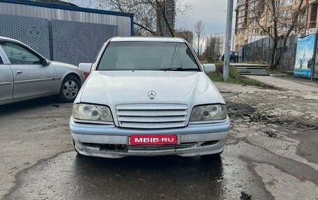 Mercedes-Benz C-Класс, 1998 год, 350 000 рублей, 1 фотография