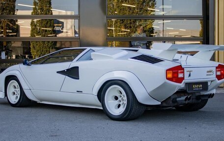 Lamborghini Countach, 1988 год, 75 750 000 рублей, 4 фотография