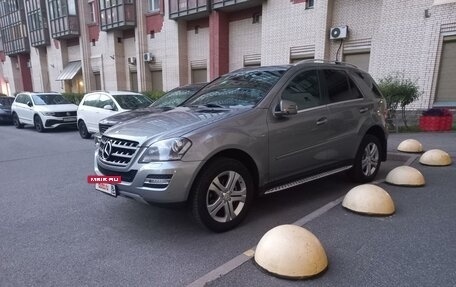 Mercedes-Benz M-Класс, 2011 год, 1 950 000 рублей, 2 фотография