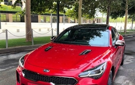 KIA Stinger I, 2021 год, 4 000 000 рублей, 6 фотография