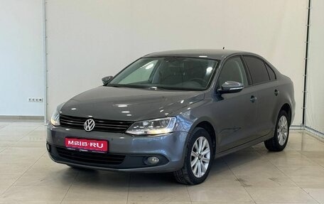 Volkswagen Jetta VI, 2011 год, 980 000 рублей, 1 фотография