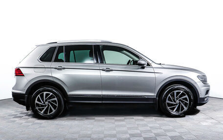 Volkswagen Tiguan II, 2018 год, 3 149 000 рублей, 4 фотография