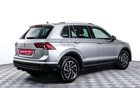 Volkswagen Tiguan II, 2018 год, 3 149 000 рублей, 5 фотография