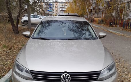 Volkswagen Jetta VI, 2013 год, 1 110 000 рублей, 4 фотография